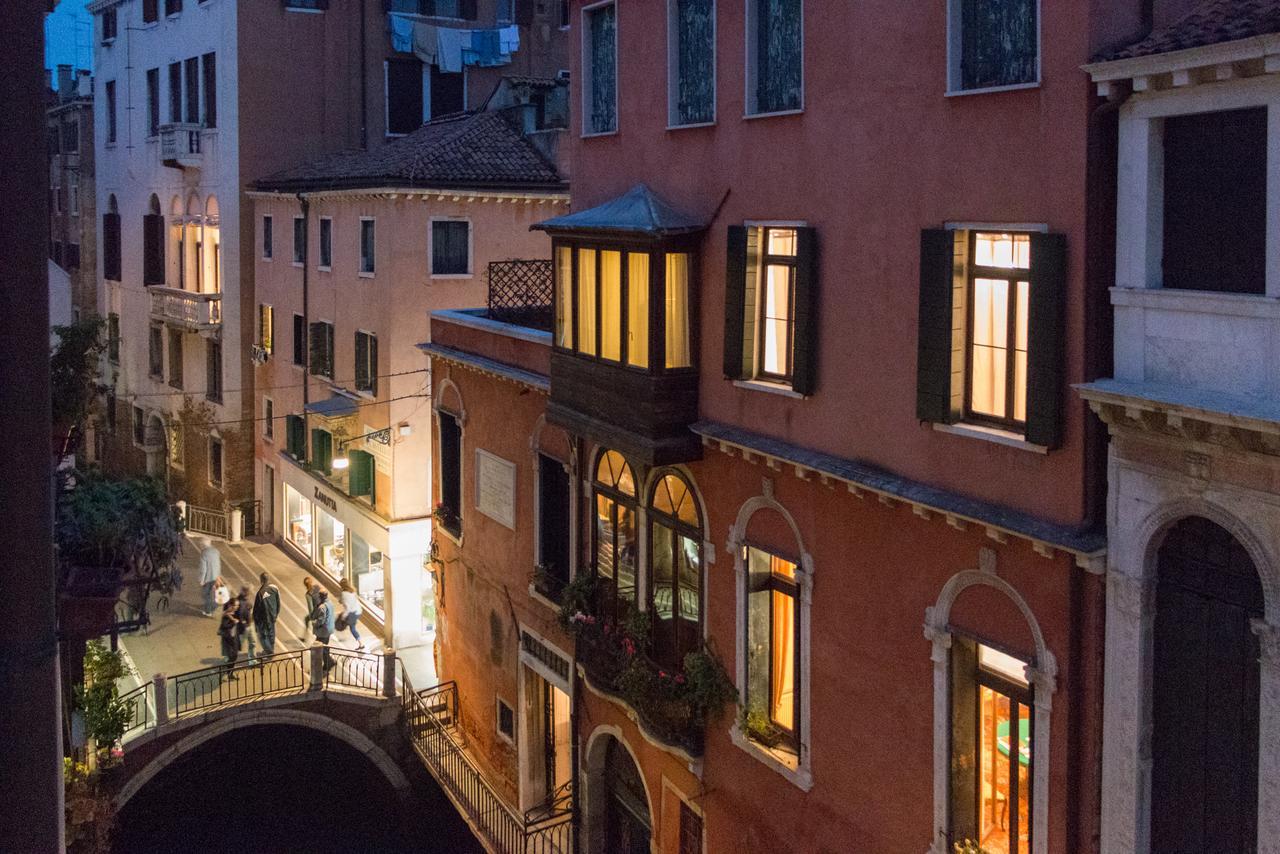 Rialto Bridge Large Venetian Style With Lift Apartment Exterior photo